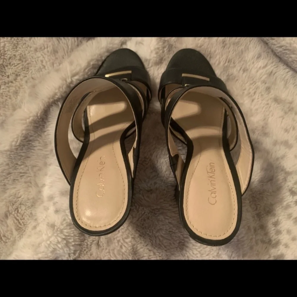 Calvin Klein Sandals , Black,size 5.5